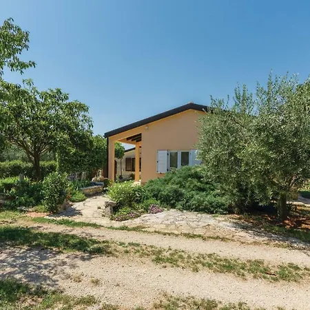 Two-bedroom In شقة